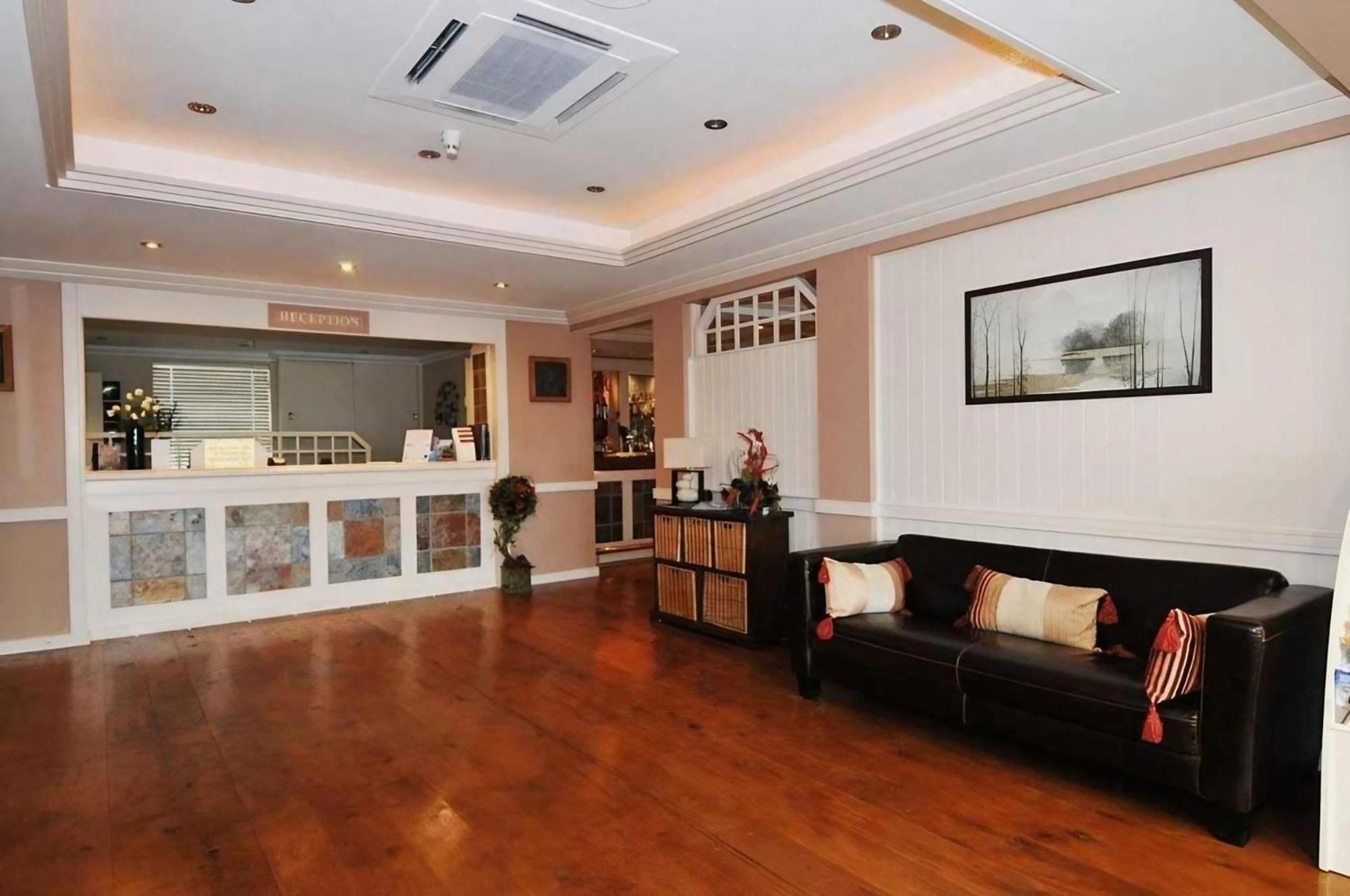 Supreme Hotel 3*