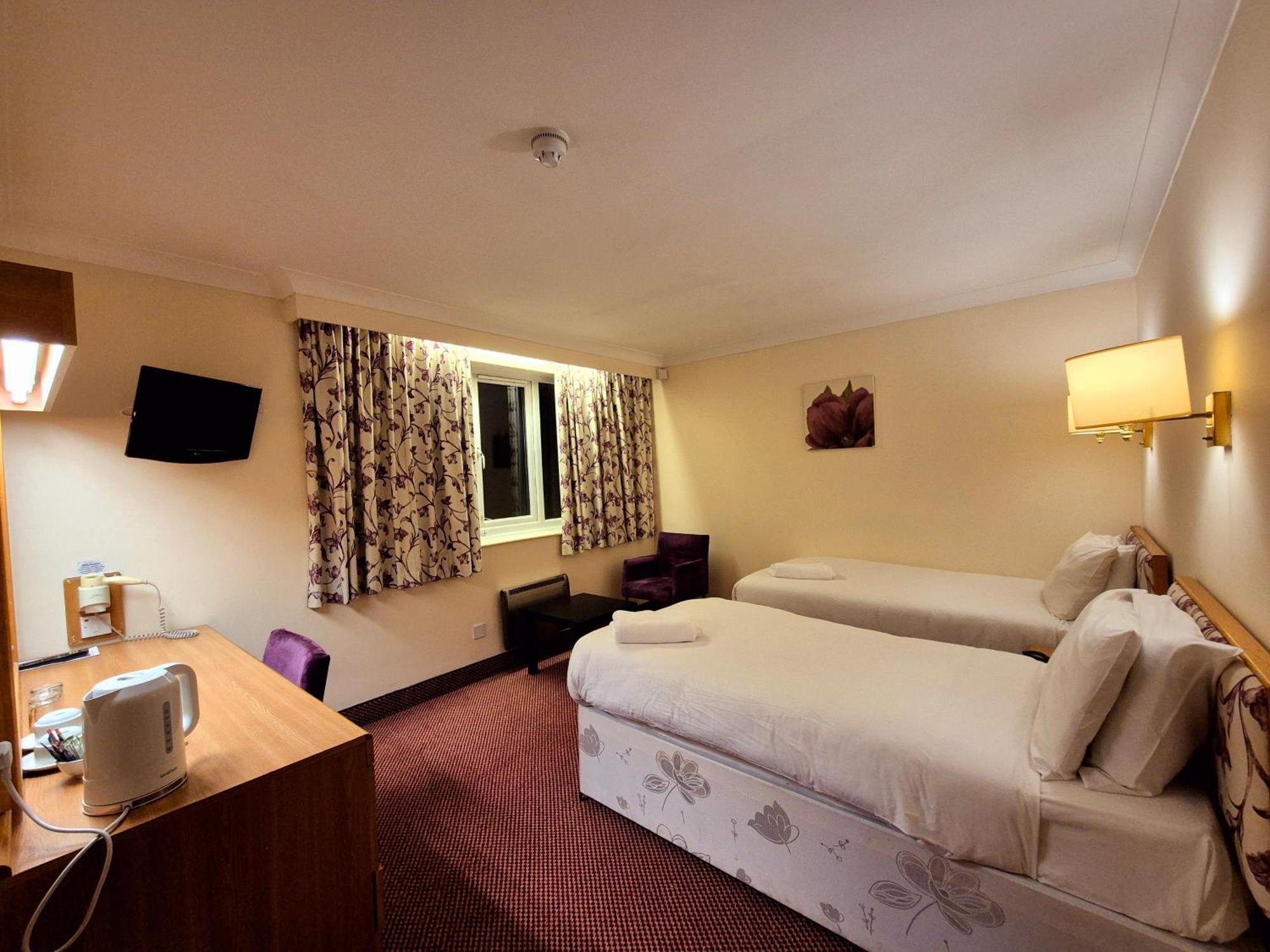 Supreme Hotel