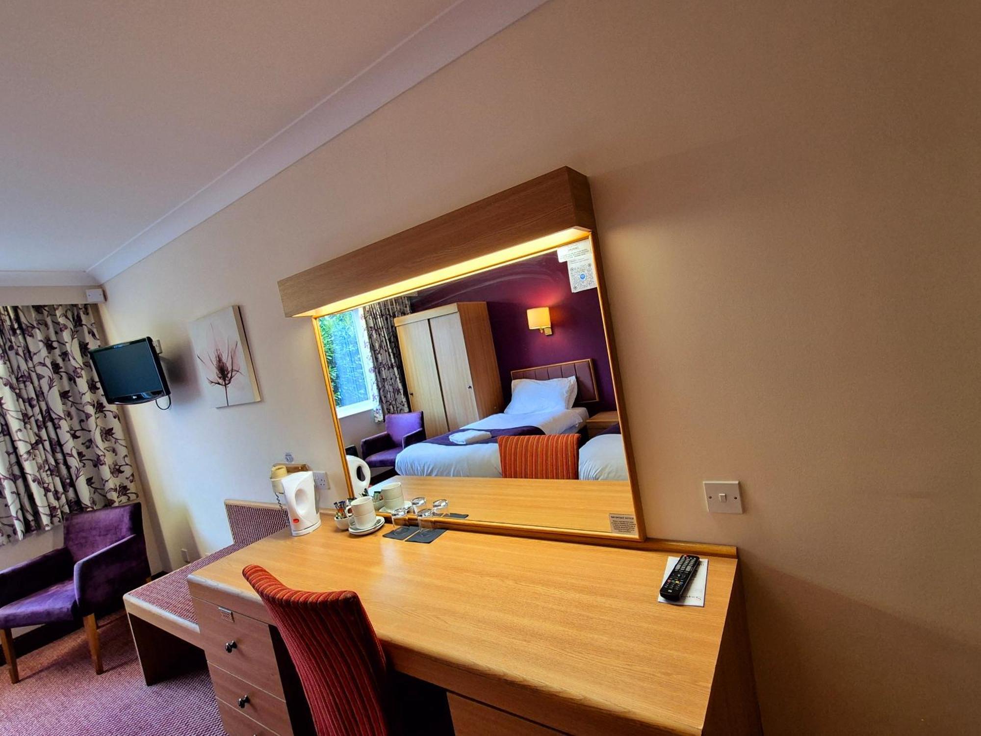 Supreme Boston Hotel Swineshead