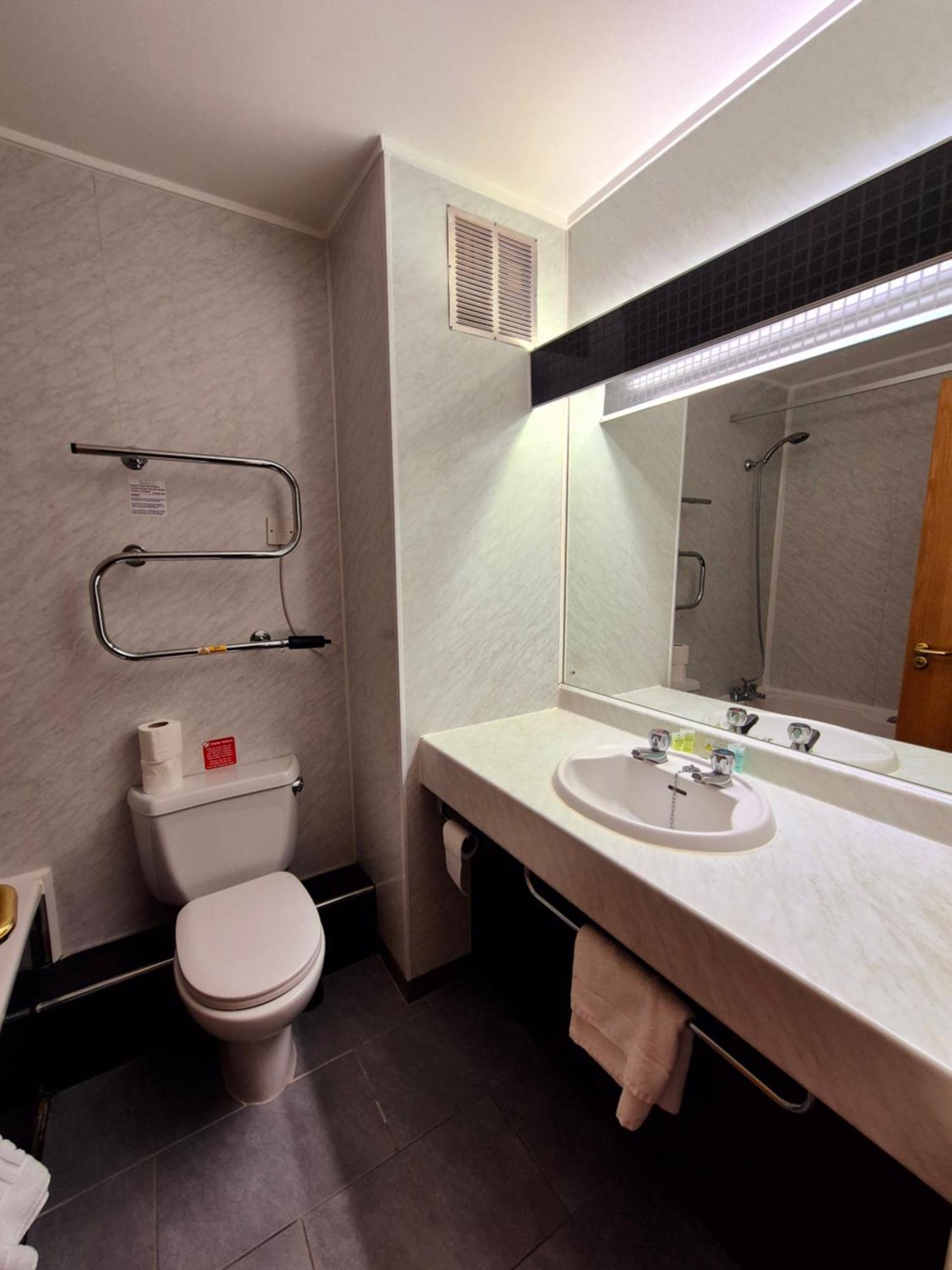 Supreme Boston Hotel 3*